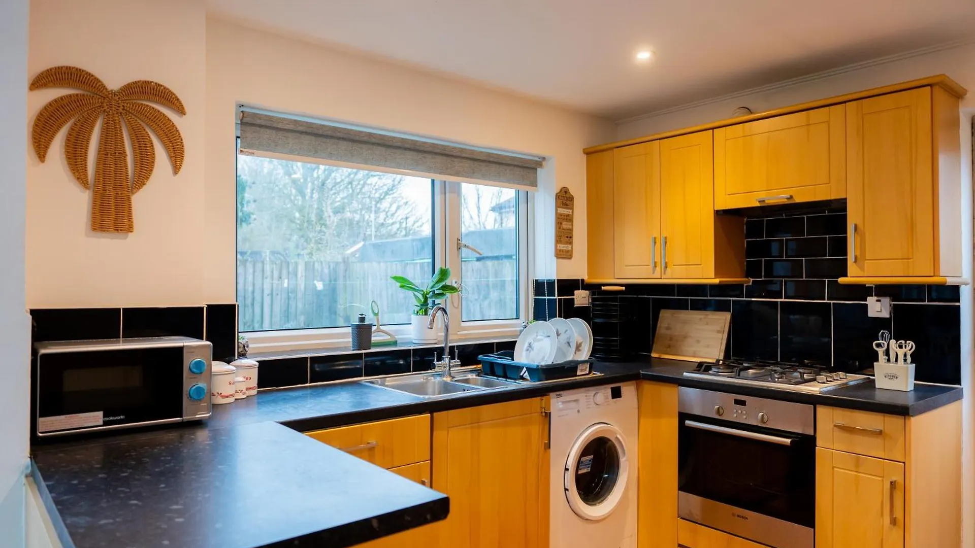 Prázdninový dům Beautiful Modern Home In London, Free Parking, Family Home, Sleeps 9, Close To Railway Station Goodmayes